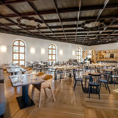 Kloster Hotel