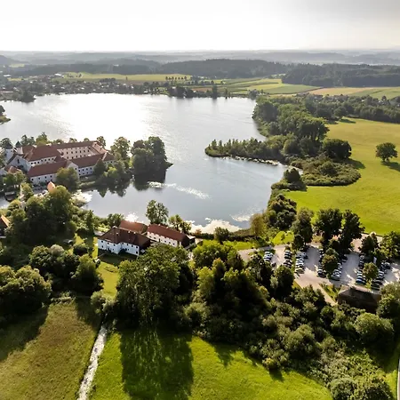 Kloster Seeon-Seebruck