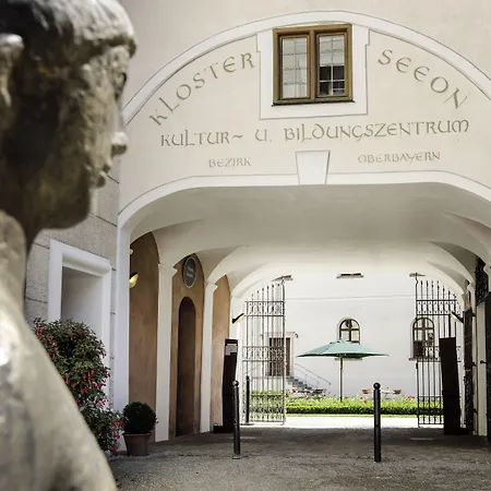 Kloster Seeon-Seebruck